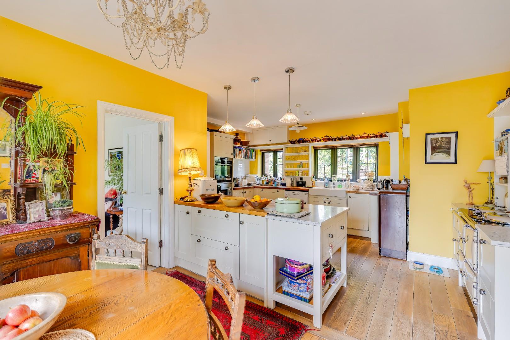 8 Church Place South, Penarth, CF64 1BA